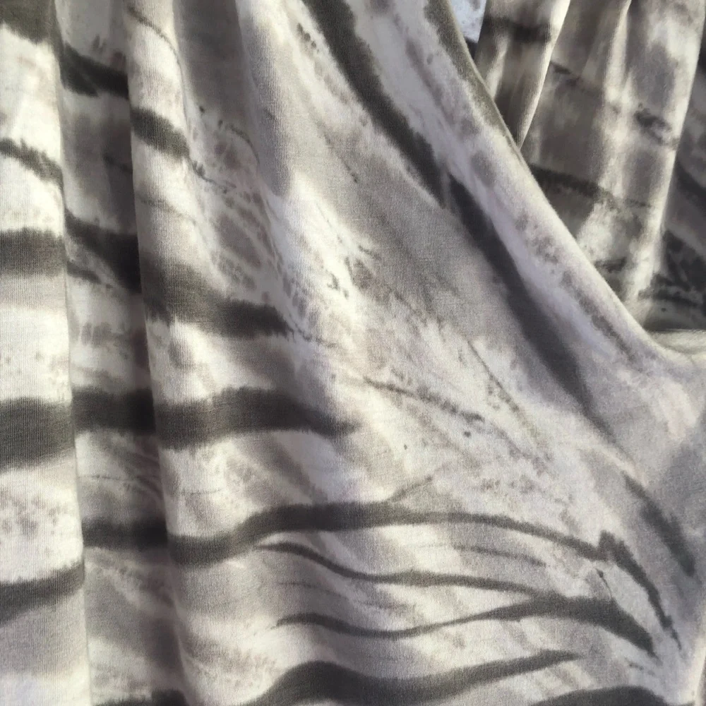 Soft Surrounding faux front wrap tee shirt in soft gray white animal print - Picture 3 of 8